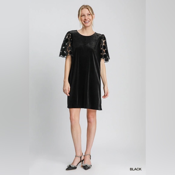 Umgee Black Velvet Mini Dress with Eyelet Sleeves - Picture 2 of 4